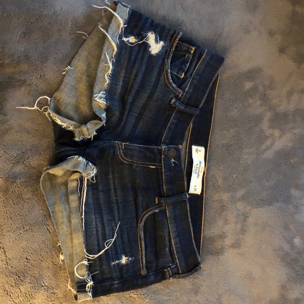 GREAT CONDITION A&F DENIM SHORTS